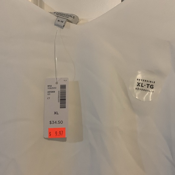 White top - Picture 2 of 4